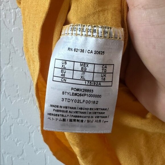 NWT GUESS women’s XL blouse yellow half‎ sleeve business casual top shirt zipper - Picture 5 of 5